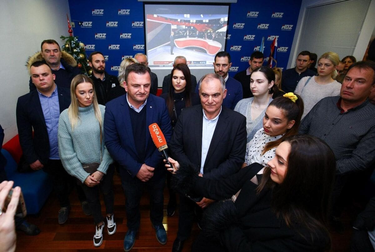 REAKCIJE HDZ-a U SPLITU Škorić: Kolinda je u Splitu poražena s oko 2.500 glasova; Boban: Županija ostaje na braniku HDZ-a