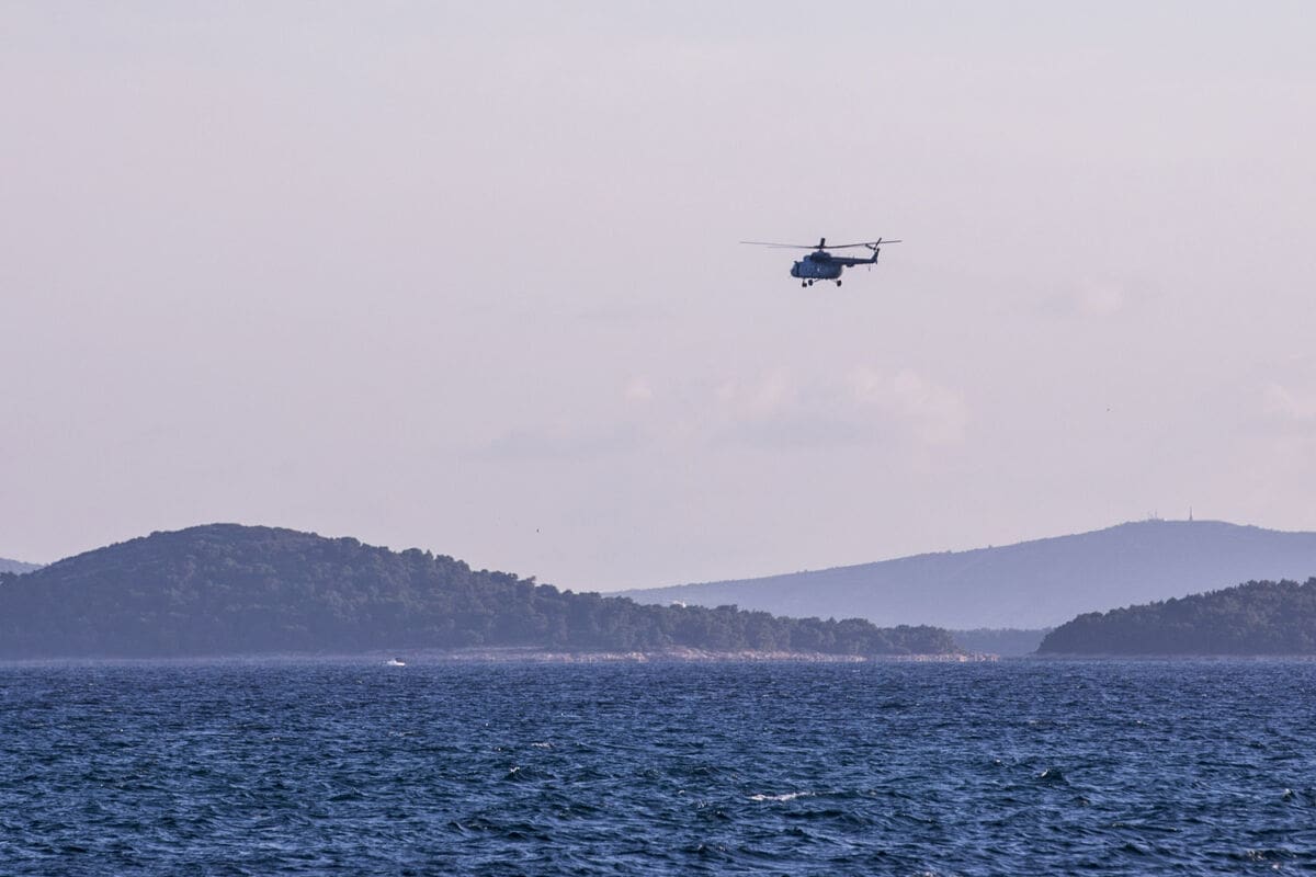 PLANUO GUMENJAK NA HVARU 42-godišnjak zadobio opekline, hitno helikopterom prevezen u KBC Split