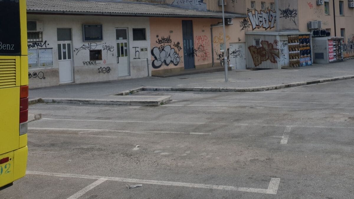 HSP o kolodvoru na Sukoišanu: "Cili je Split raspala grana, tužan i gnjili cvit Mediterana"