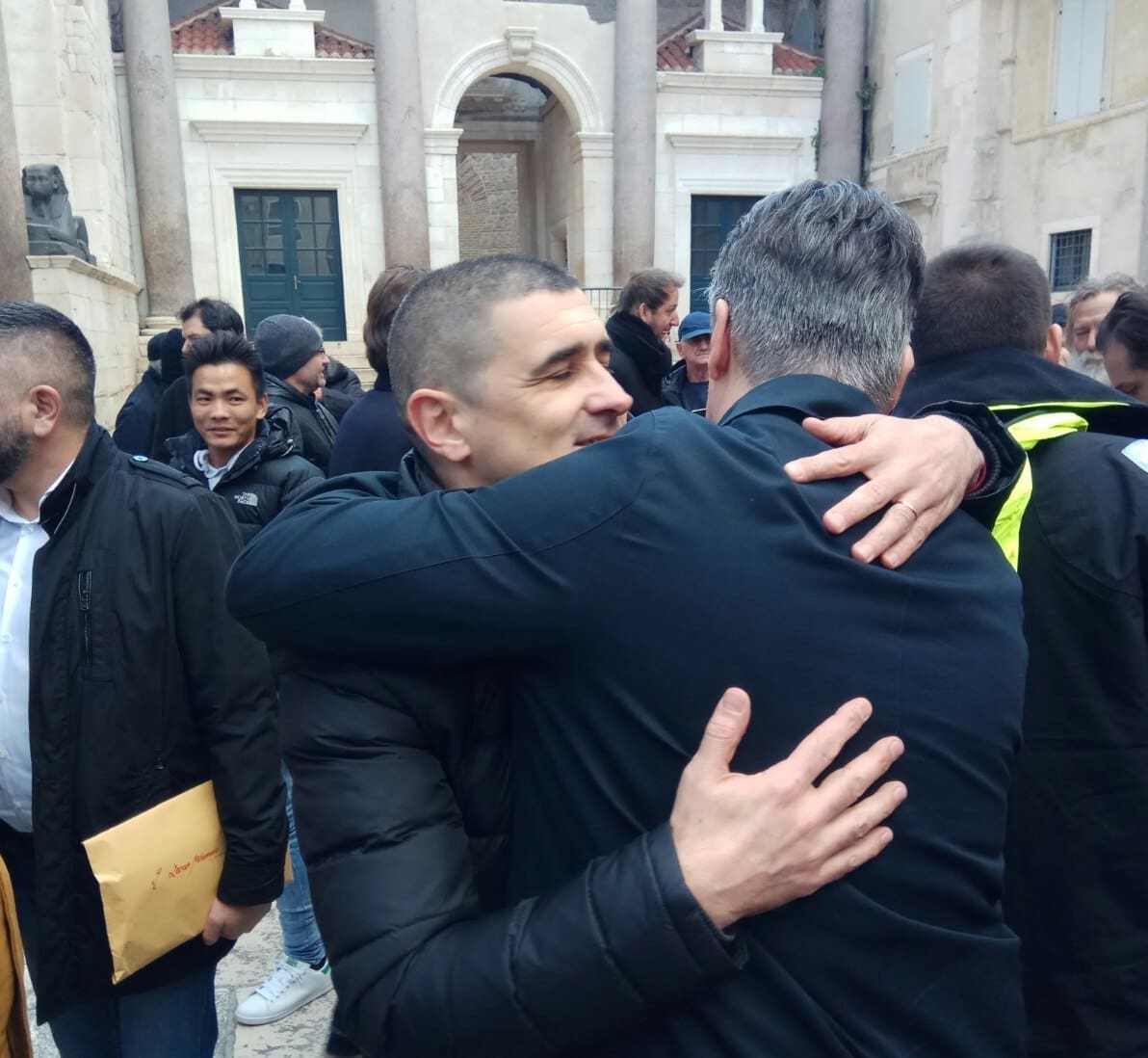 Zoran Milanović se javio nakon objave prve izlazne ankete u kojoj ima golemu prednost nad Grabar-Kitarović