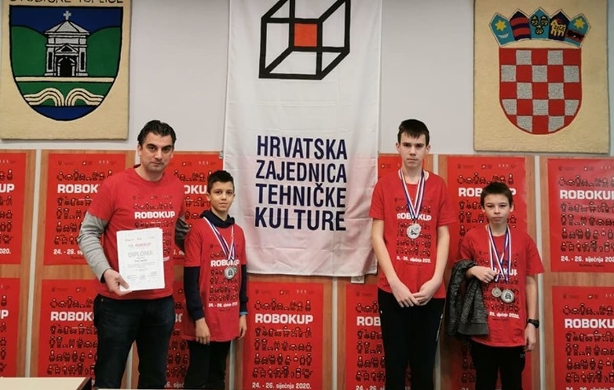 13. ROBOKUP Splitski školarci zauzeli drugo mjesto
