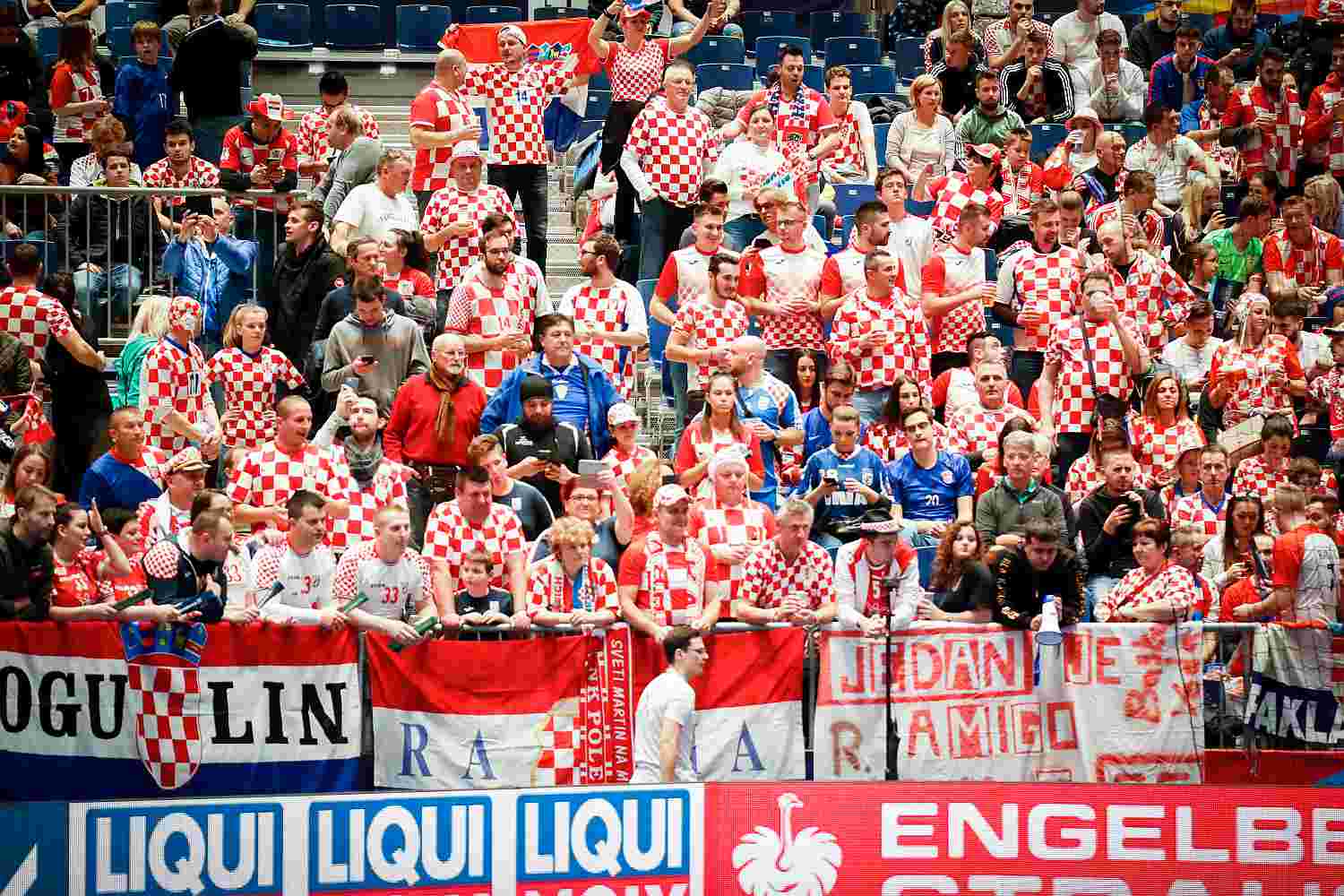 BRAVO, HRVATSKA Hrvatska slavljem protiv Crne Gore otvorila Europsko prvenstvo