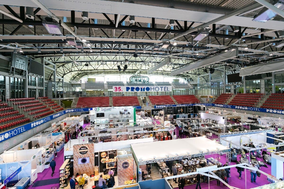 SLAVLJENIČKO OTVORENJE 35. PROMOHOTELA Mjesto koje predstavlja odličnu startnu poziciju za pripremu sezone