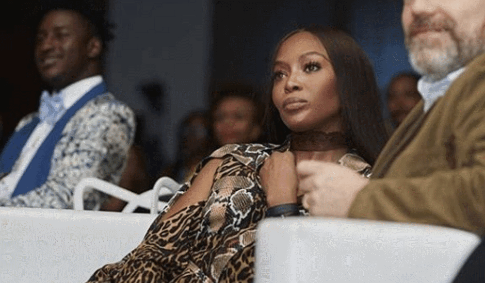 Naomi Campbell objavila selfie u toplesu