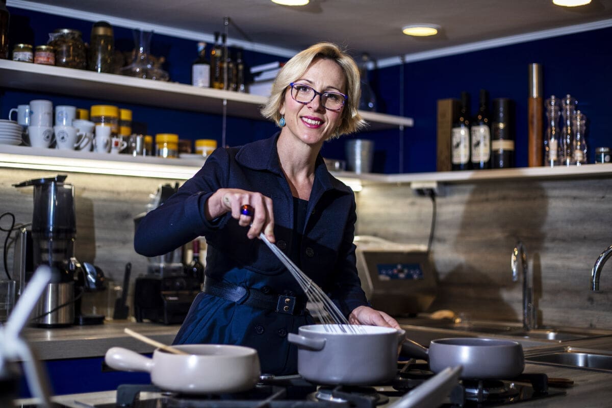 SPLITSKI CVIT Alma Harašić Bremec: "Mislim da smo stvarno sretni kada možemo dati i kada dajemo, a puno toga uvijek možemo"