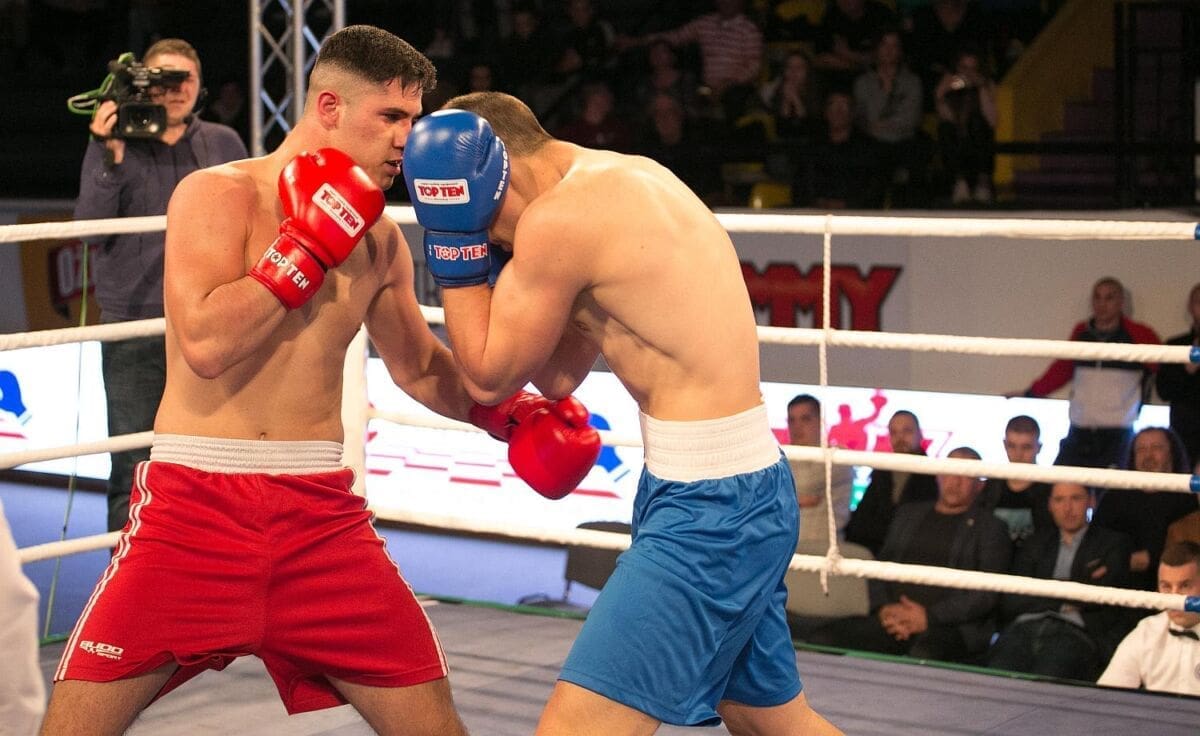 IZ SPLITA KRENULA PEVEX LIGA Hrvatska najavila dolazak u najjačem sastavu na meč u Split