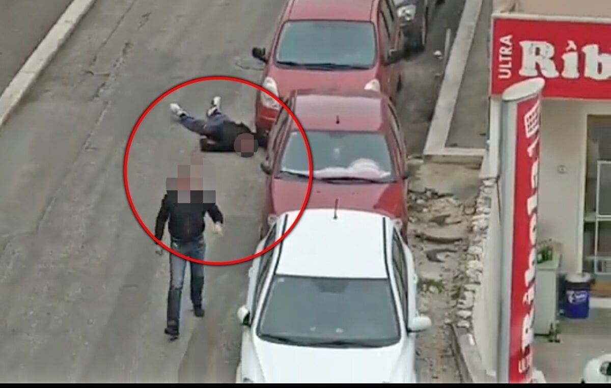 PRIZOR KOJI JE ŠOKIRAO SPLIĆANE Brutalni nokaut ispred trgovine u središtu Splita usred dana