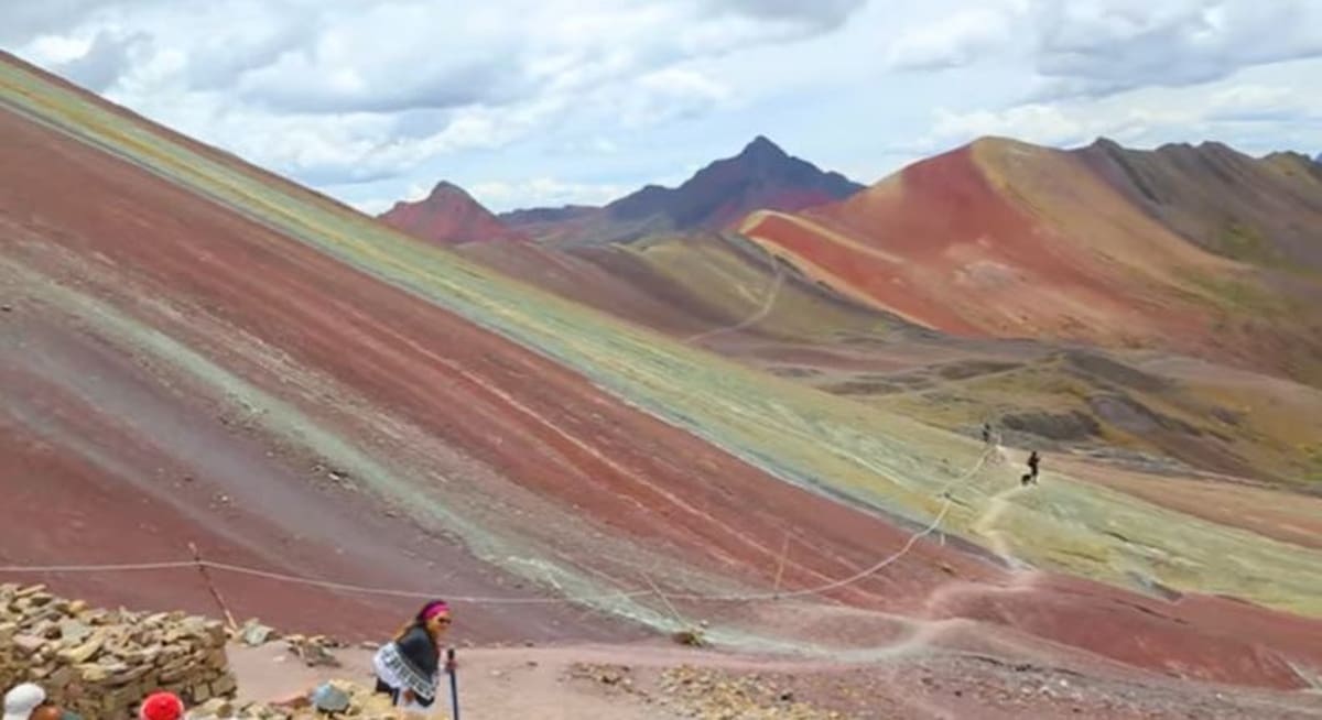 Fascinantna planina u duginim bojama: "Gledajući u ovu planinu gledate u milijun godina geološke povijesti Majke zemlje"