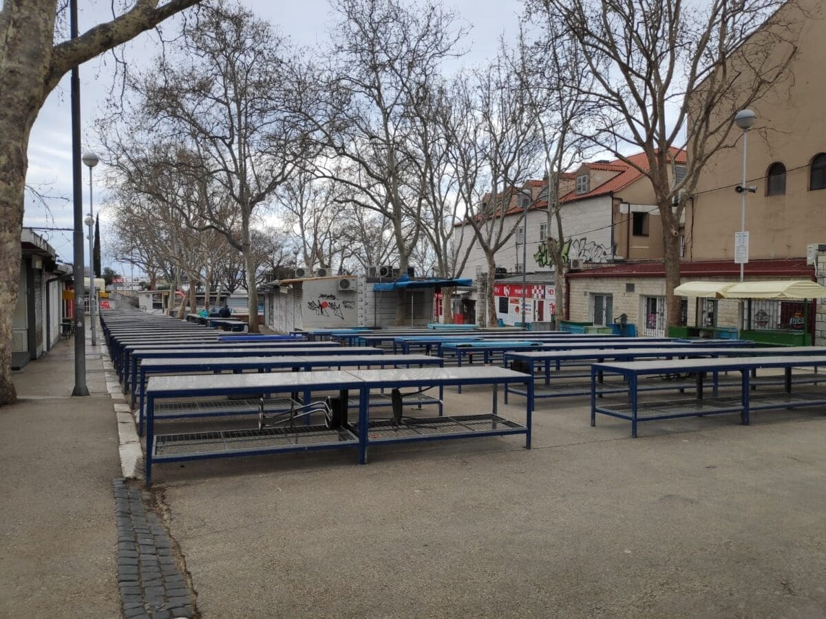 UNATOČ ZABRANI, 'EKIPA' SE SKUPILA NA PAZARU Donosimo tužnu sliku grada Splita