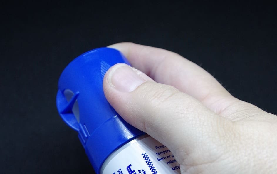 BOSANAC NAPAO KINESKINJU Prijetio da će joj odsjeći glavu: Prskao je dezinfekcijskim sredstvom i vikao "Korona!"