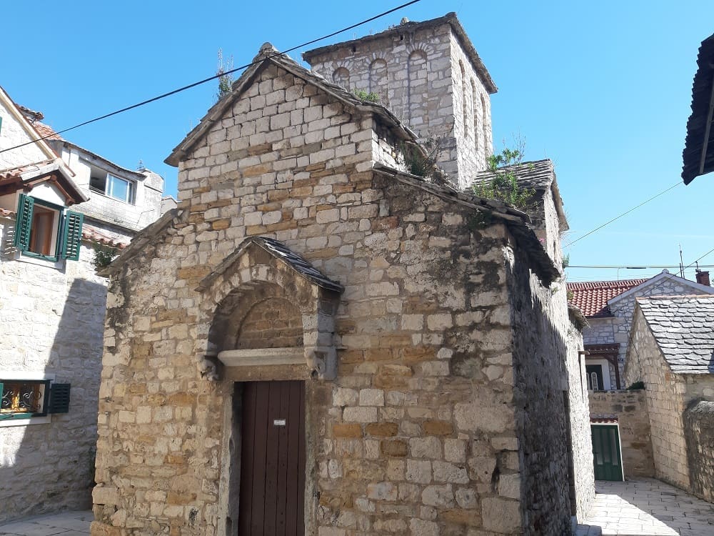 ALARM U VELOM VAROŠU: Crkva Svetog Mikule na Stagnji pred urušavanjem!