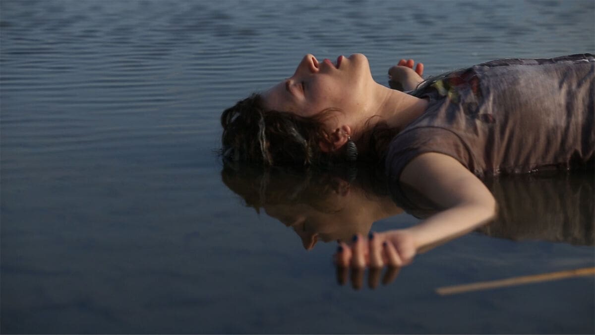 Ane Paška objavila autorski video Treći svjetski Mir