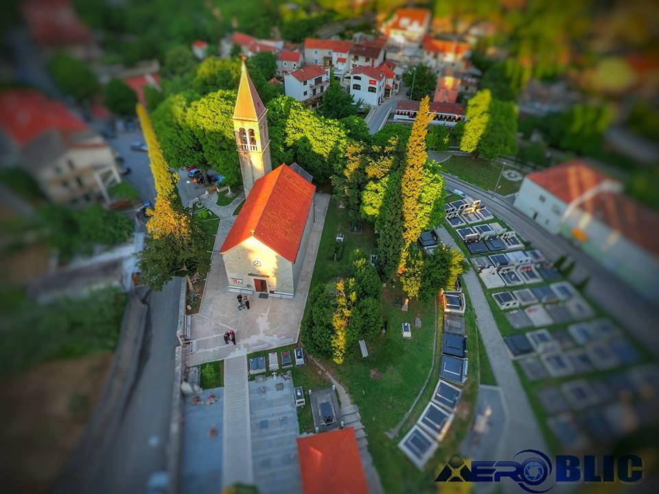 NIJE ZABORAVIO NA VJERNIKE Evo što je žrnovački svećenik pripremio župljanima za Cvjetnicu