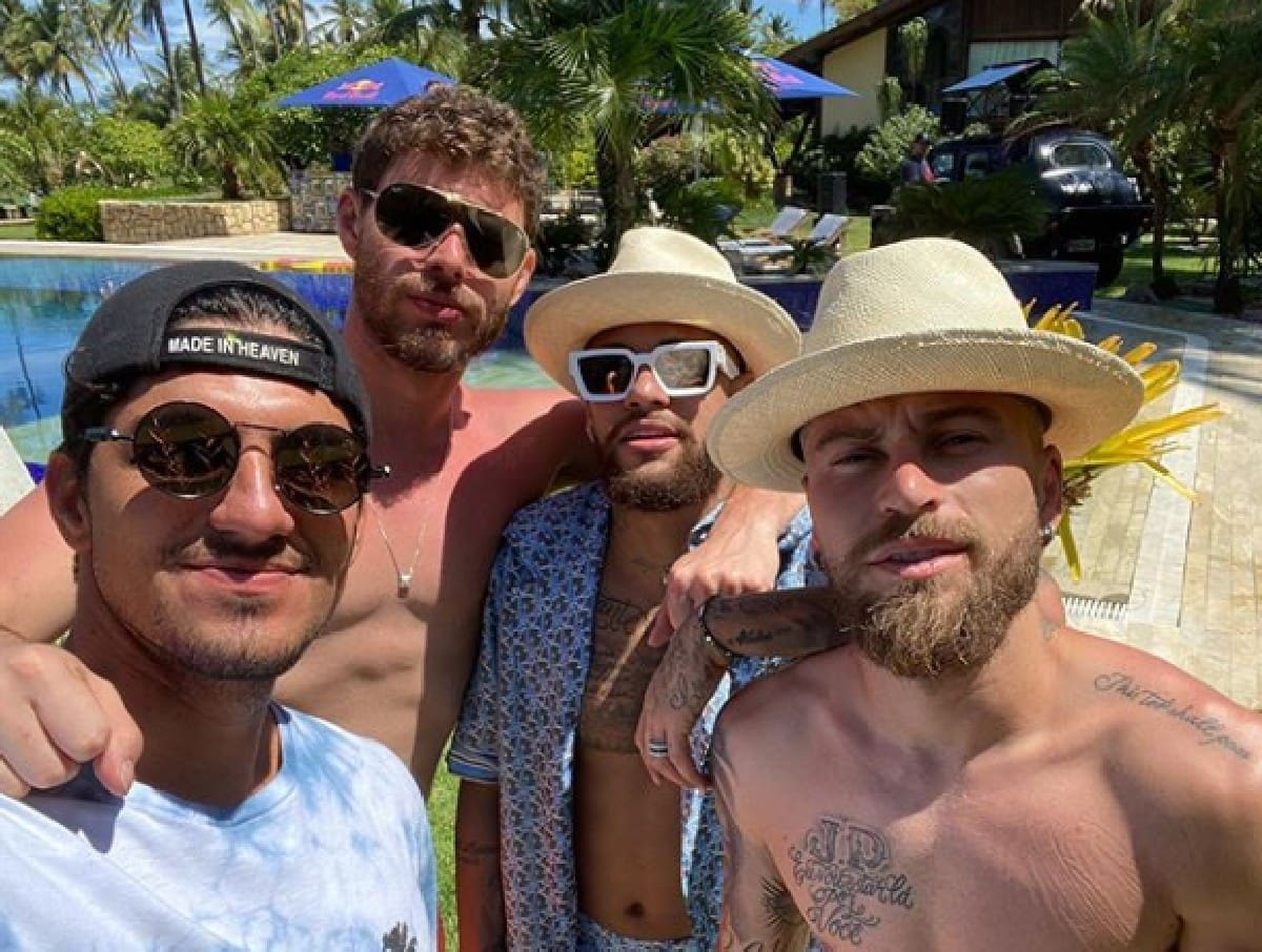 ZAVIRITE U NJEGOV DOM Neymar u karanteni iz snova