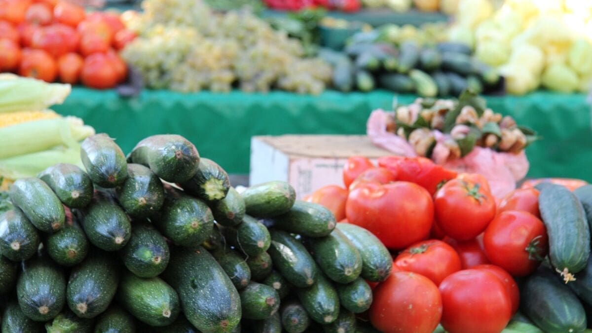 Vela najavio: Već od sutra mogli bi se otvoriti Pazar i Peškarija, priprema se i "drive-in" tržnica