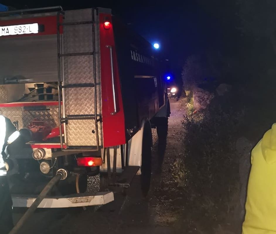 U Trilju planula sušara, snalažljivošću radnika spriječena veća šteta