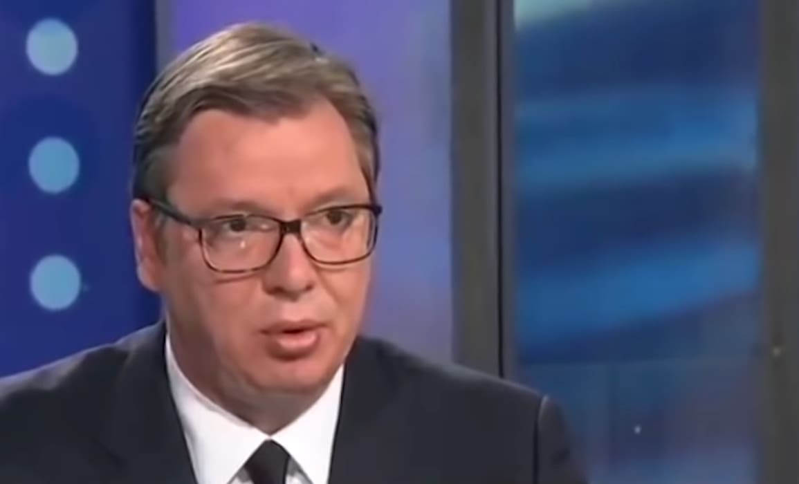 POZVAO LJUDE NA LITURGIJU Vučić: Klečat ću pred vladikom i moliti ga da poštuje policijski sat