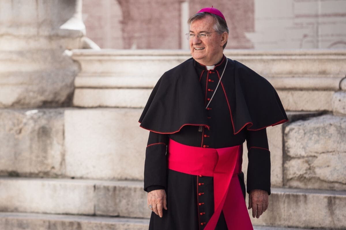 Splitsko-makarski nadbiskup mons. Marin Barišić predvodi svečano euharistijsko slavlje u Kninu na Dan pobjede i domovinske zahvalnosti i Dan hrvatskih branitelja