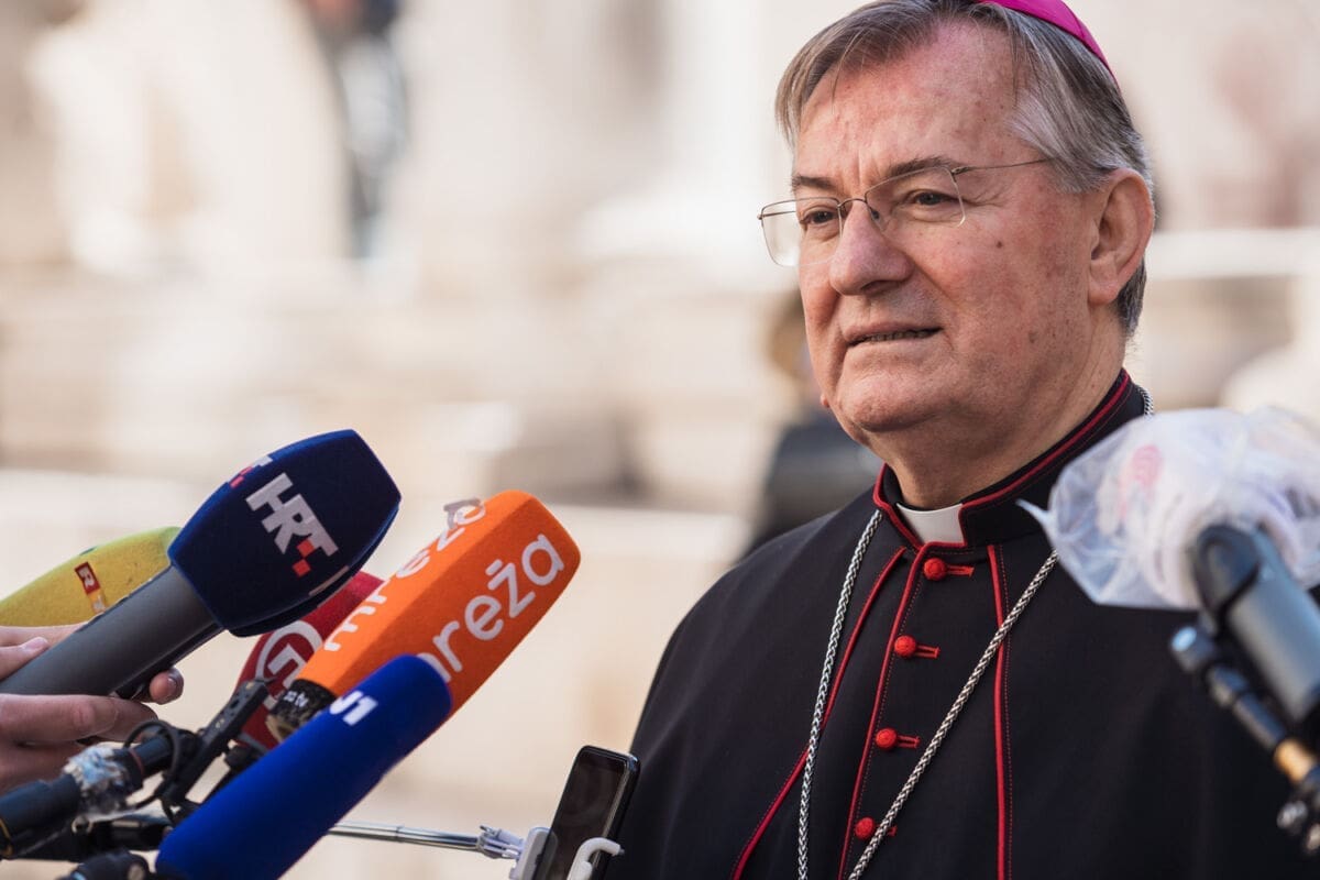 Nadbiskup mons. Marin Barišić ima koronavirus