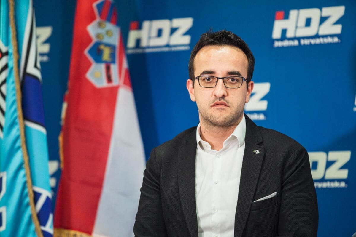 HDZ-ovac Ante Bačić Baćo: "Izražavam najdublje žaljenje i oštro osuđujem teroristički napad na Kosovu"