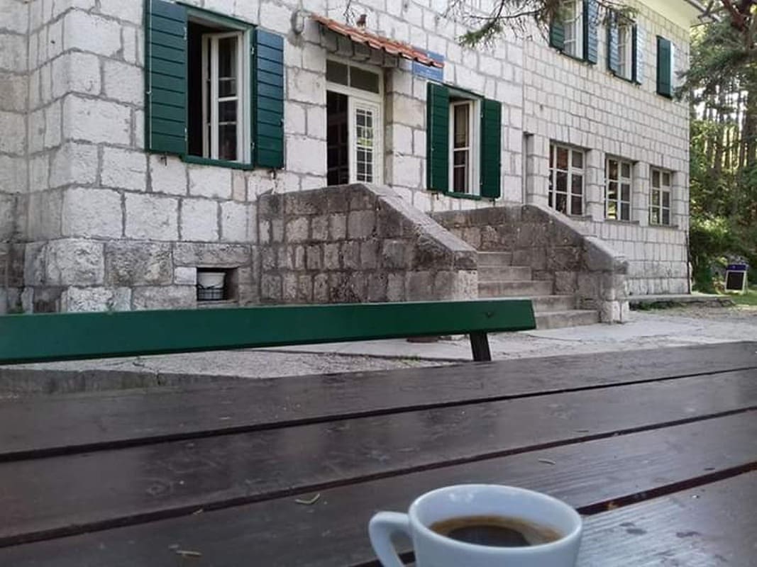 Planinarski dom Umberto Girometta na Mosoru za vikend otvara svoja vrata nakon dva mjeseca pauze