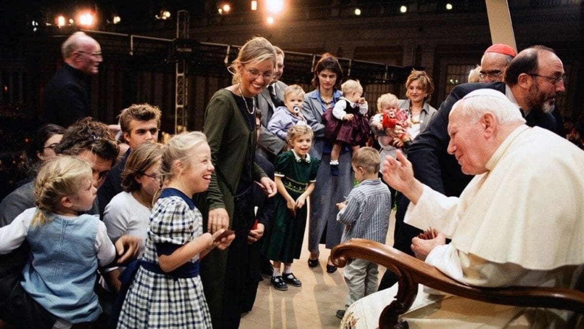 PRVI PAPA SLAVEN 100. godišnjica rođenja velikog pape Ivana Pavla II.