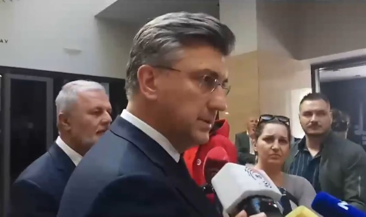 Plenković: "Hrvatskim građanima osigurali smo snažnu polugu gospodarskog razvoja, vi koji se smijete..."