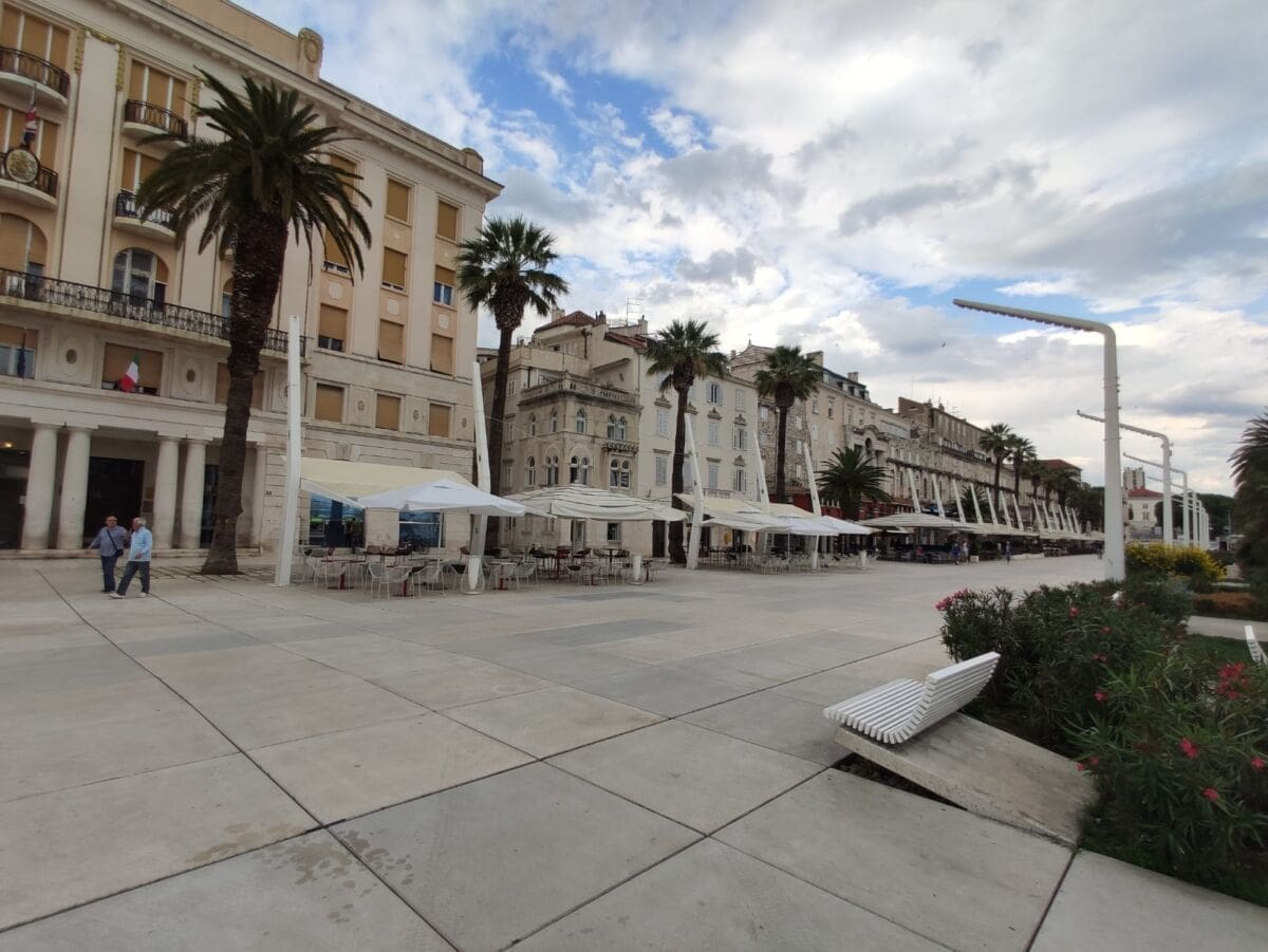 BURA DESTIMULIRALA SPLIĆANE Ostali u domovima, najjači udari očekuju se noćas