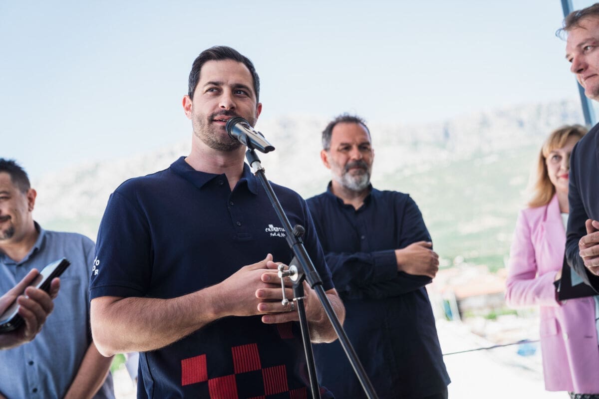 Tonči Glavina: "Idemo hrabro i koncentrirano svi skupa u još jednu izazovnu turističku godinu"