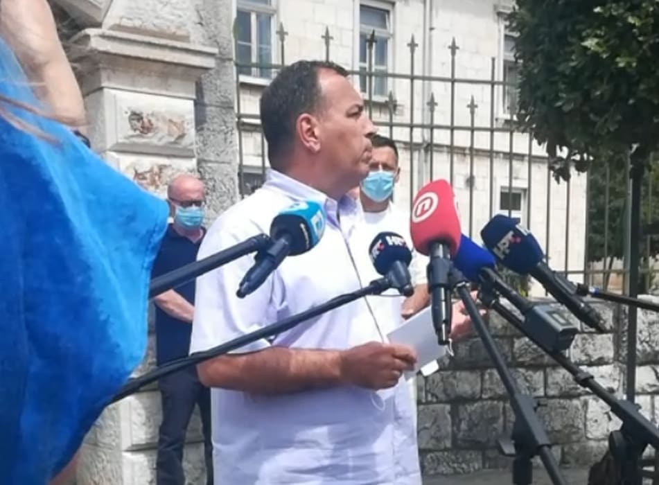 BEROŠ STIGAO U ZADAR "Ovo je jedno veliko upozorenje, vjerujem da će institucije reagirati"