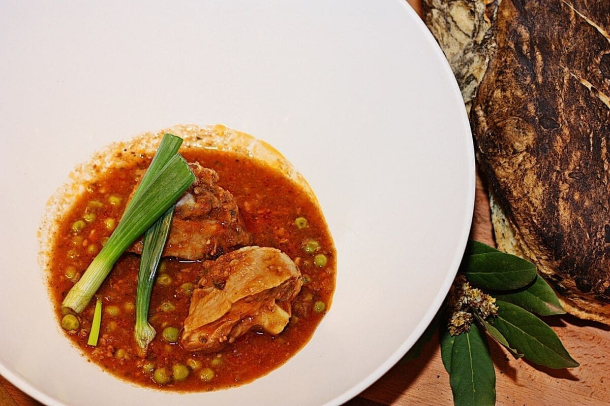 brac_domaca_hrana_bizi_gulas