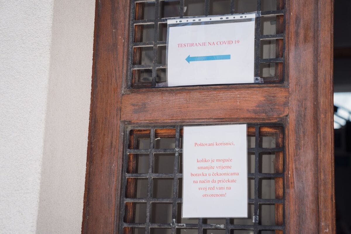 Raste broj zaraženih u Šibensko-kninskoj županiji, sve su mlađe osobe. I u Dubrovniku zaražena dva mlađa muškarca