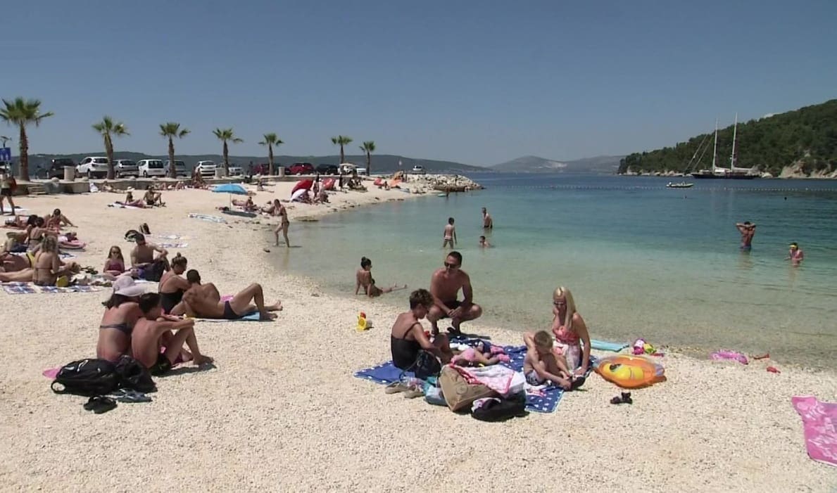 Stranaca ipak ima na splitskim plažama. Splićanka: "Ne fale mi stranci, dabogda ostalo ovako cilo lito"