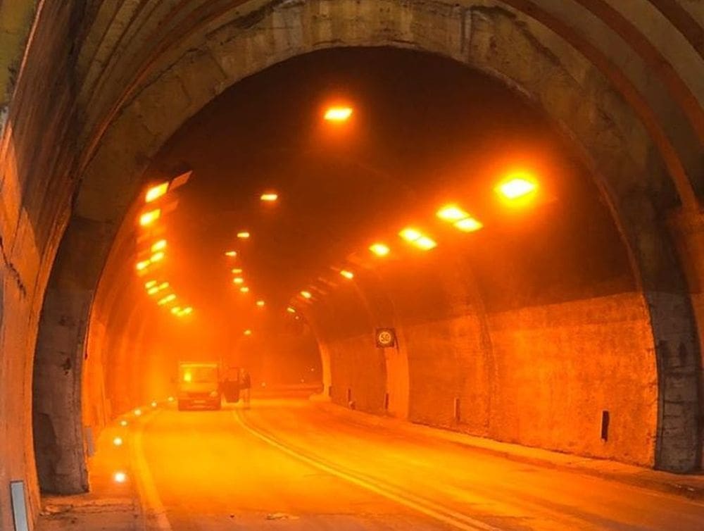 DRAMA U MARJANSKOM TUNELU Nakon obavljenog očevida zbog pucnjave, ponovno je otvoren za promet