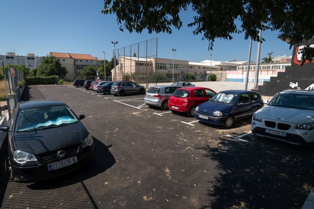 POČELA DRUGA FAZA REKONSTRUKCIJE Škola na Brdima uskoro u novom ruhu