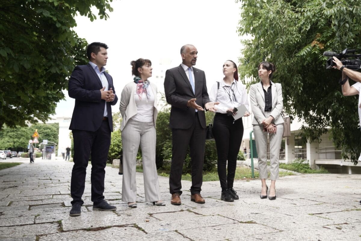 stranka_s_imenom_i_prezimenom(1)