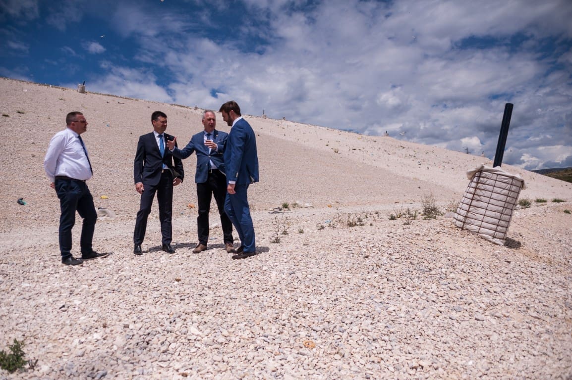 Ministar zaštite okoliša stigao na Karepovac. Evo što mu je pokazao Krstulović Opara