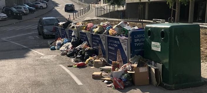 IMAJU LI SRAMA? Splićani ne odustaju od odlaganja smeća tamo gdje mu nije mjesto
