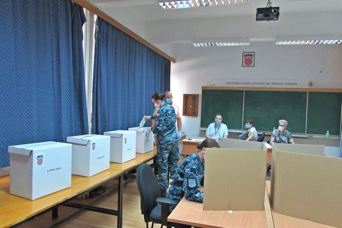Hrvatski vojnici glasovali na izborima za zastupnike u Hrvatski sabor