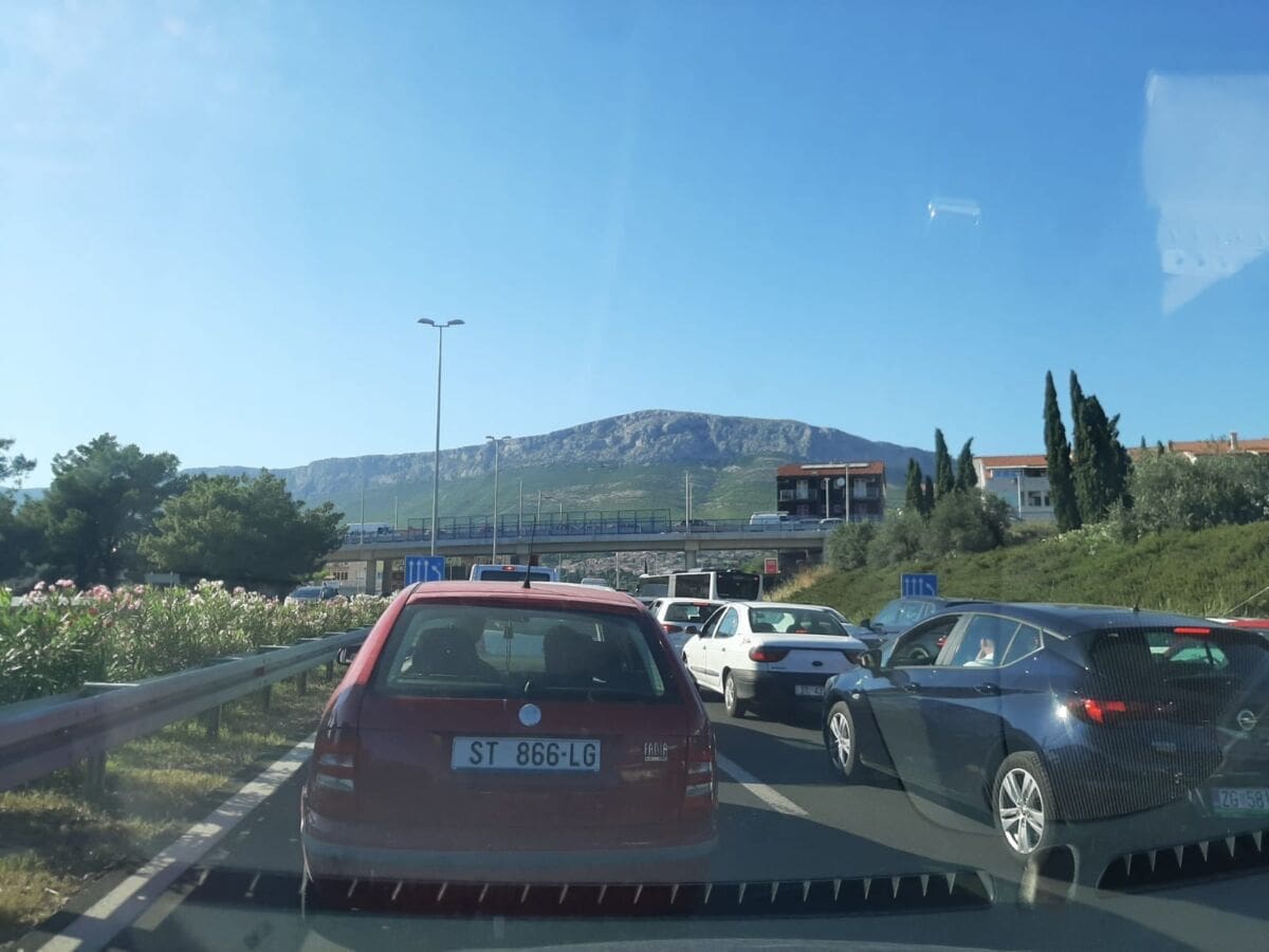 5c7539e8-1ae6-472d-9136-4666eb1f6749