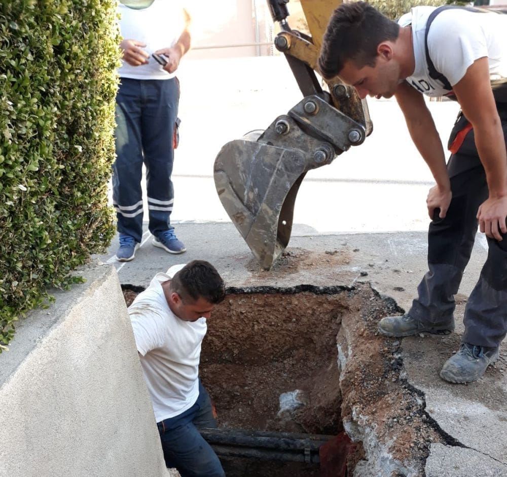 Splitska tvrtka „Vodovod i kanalizacija Split" postala je prva komunalna firma u Hrvatskoj koja je oformila službu vodnih redara