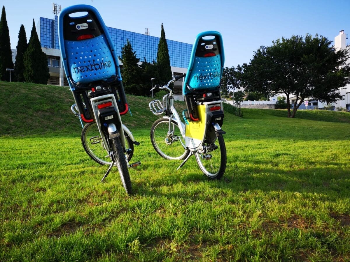 STIGLE DJEČJE SJEDALICE Split prvi u Hrvatskoj: Od sada na javnim biciklama odrasli mogu sigurno voziti i djecu