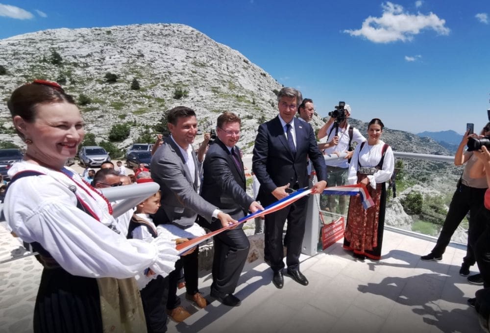 KONAČNO OTVOREN BIOKOVSKI SKYWALK: "S Biokova možemo vidjeti kako izgledaju otoci"