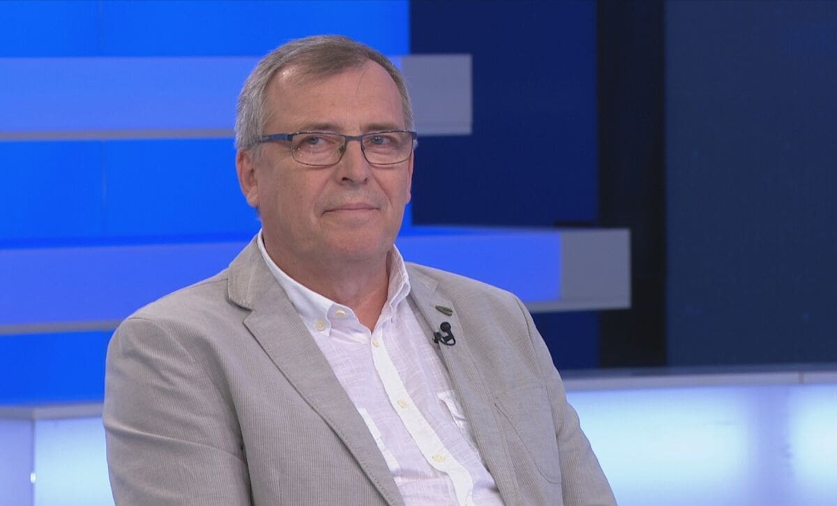 CAPAK POTVRDIO: "Covid potvrde ipak primjenjujemo od utorka. Kućne testove nećemo uzimati u obzir"