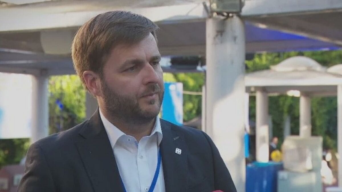 Ćorić: "Koalicija s Domovinskim pokretom? Ta odluka je na stranačkim tijelima"