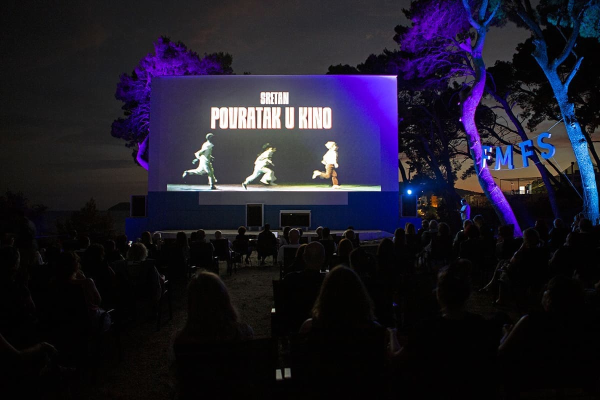 Već rasprodano sedam dana FMFS-a: Objavljeni datumi repriznih projekcija u ljetnom kinu Bačvice