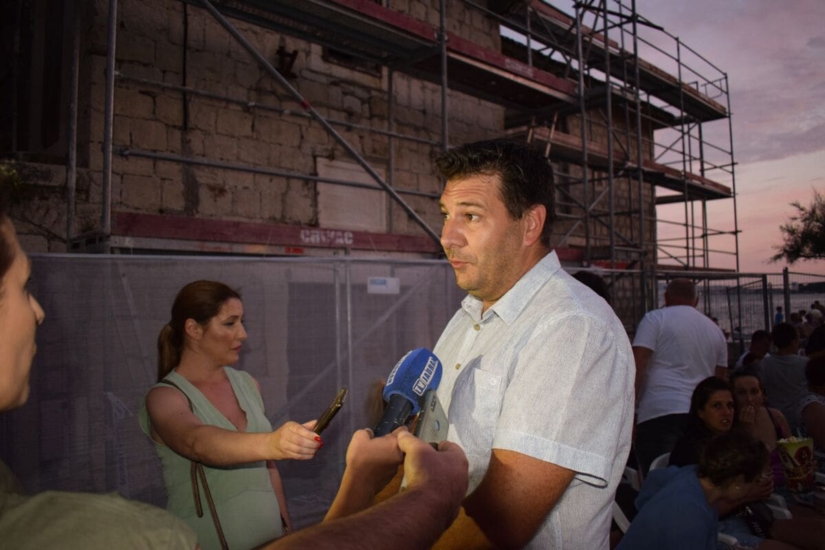 kastelansko-ljeto-massimo(1)