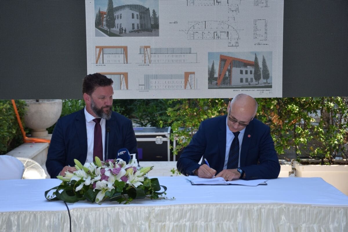 korcula_sveuciliste_fabris_burum (1)