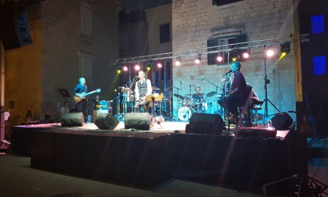 Massimovim koncertom otvoreno Kaštelansko kulturno ljeto