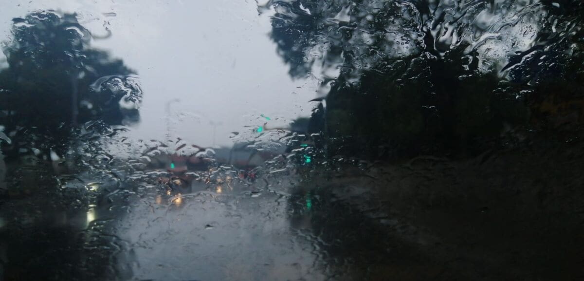 GRMLJAVINSKO NEVRIJEME: U samo sat vremena kod Trogira pala mjesečna količina oborine